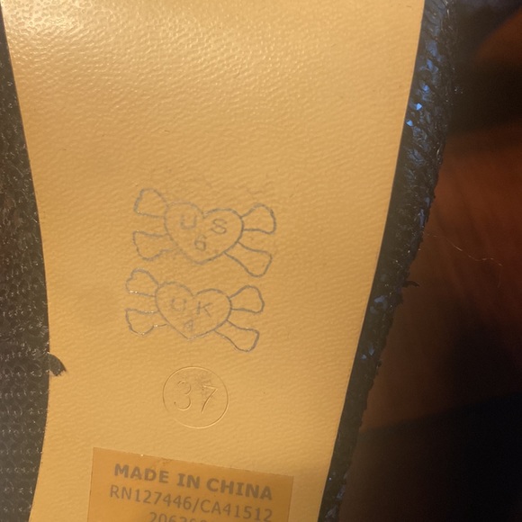 Iron fist skull heels - Picture 4 of 4